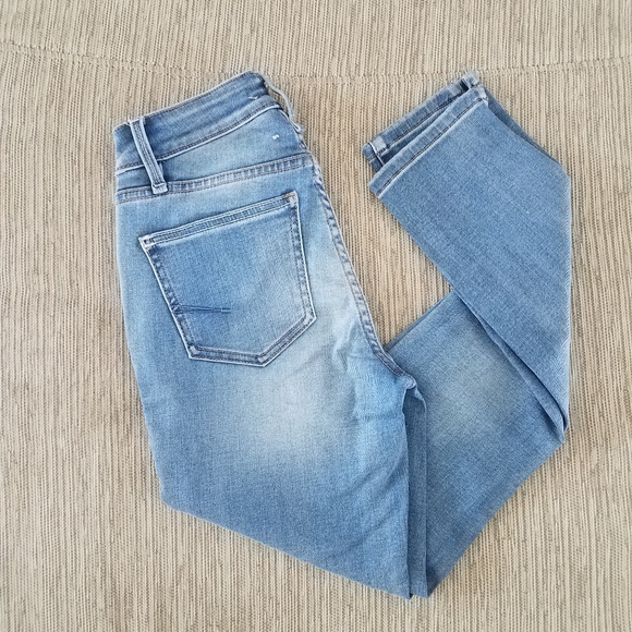 🦎 Habitual Jeans 🦎 - Picture 8 of 9